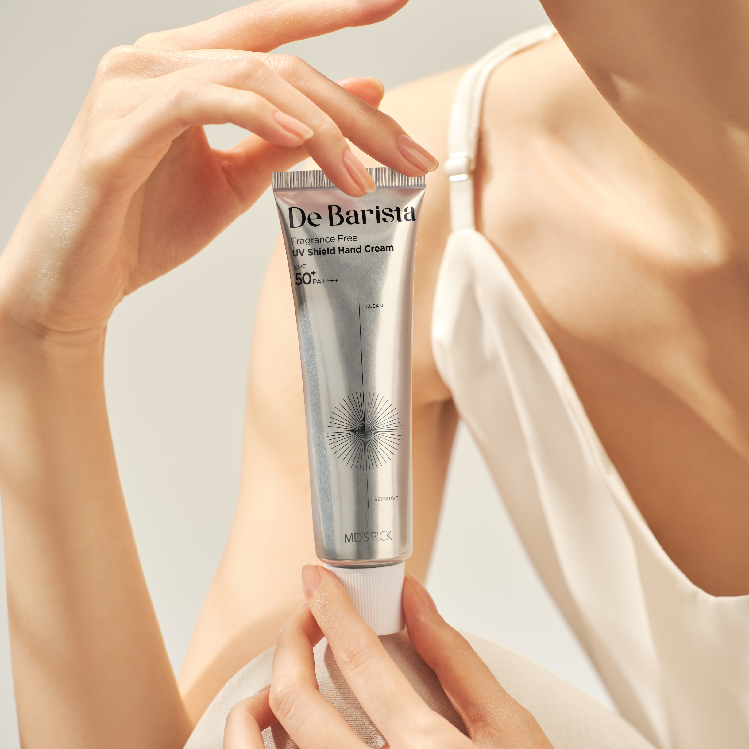 De Barista Unscented Sun Shield Hand Cream SPF50+ PA++++